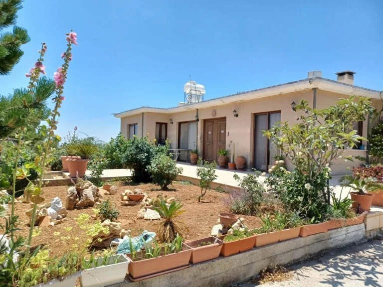 Cheap Houses and Villas for Sale Limassol up to 500000 euro