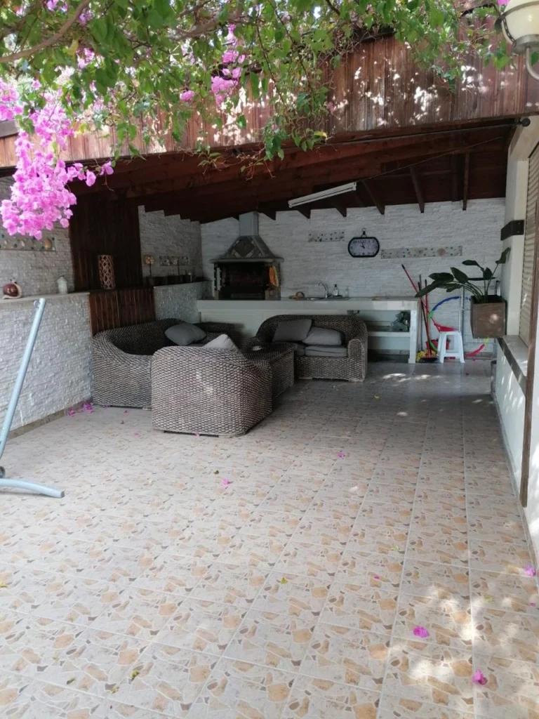 6+ Bedroom House for Rent in Germasogeia, Limassol District