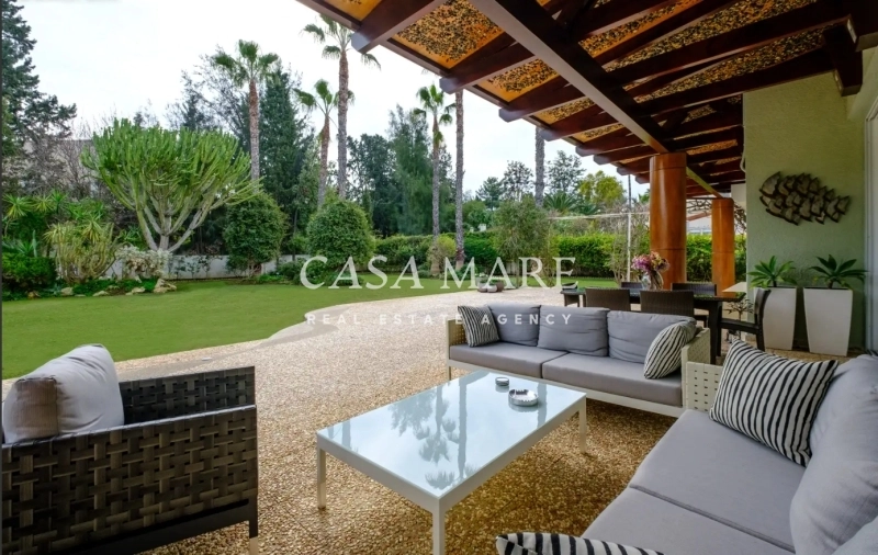 4 Bedroom House for Sale
