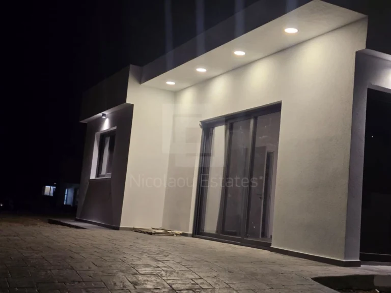 2 Bedroom House for Rent in Parekklisia, Limassol District