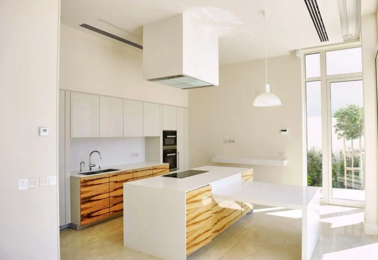 5 Bedroom House for Sale in Drosia, Larnaca District