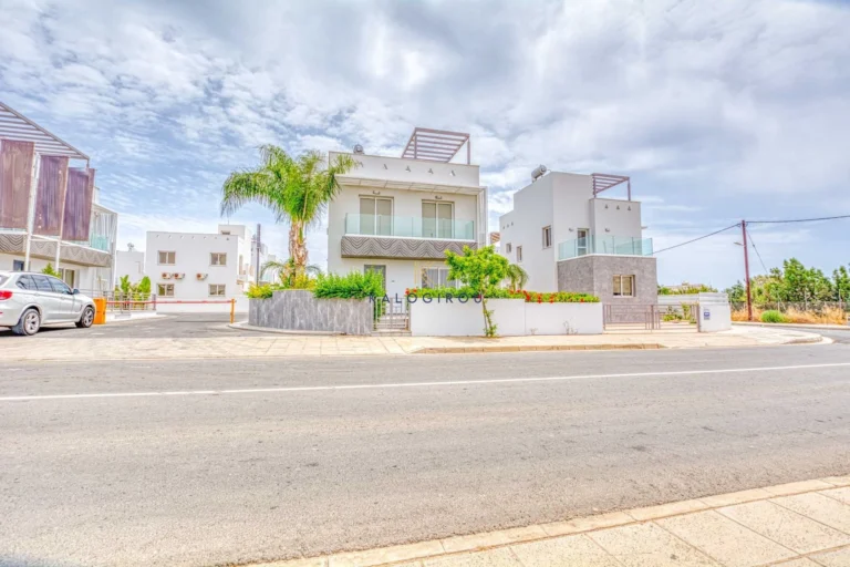 Cheap Houses and Villas for Sale Famagusta up to 500000 euro