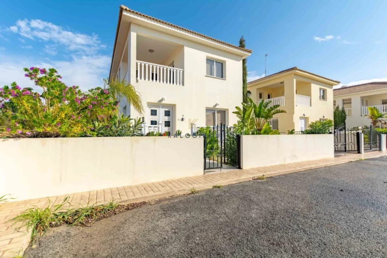 3 Bedroom House for Sale in Famagusta – Agia Napa