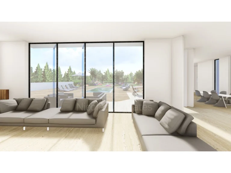 5 Bedroom House for Sale in Peyia, Paphos District