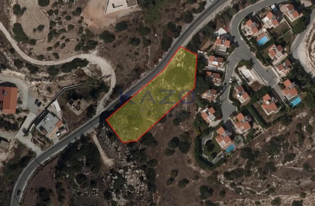 2,183m² Plot for Sale in Agios Tychonas, Limassol District