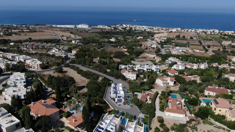 3 Bedroom House for Sale in Chlorakas, Paphos District