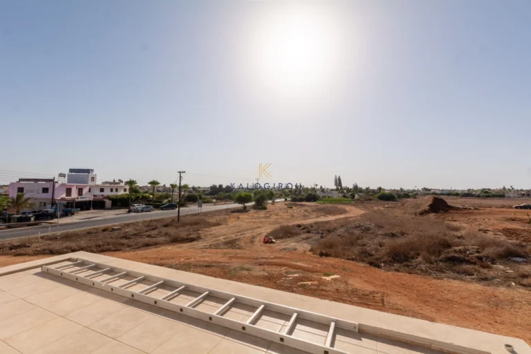 4 Bedroom House for Sale in Frenaros, Famagusta District