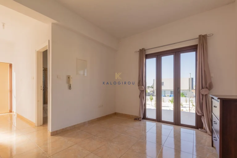 Cheap Houses and Villas for Sale Famagusta up to 400000 euro