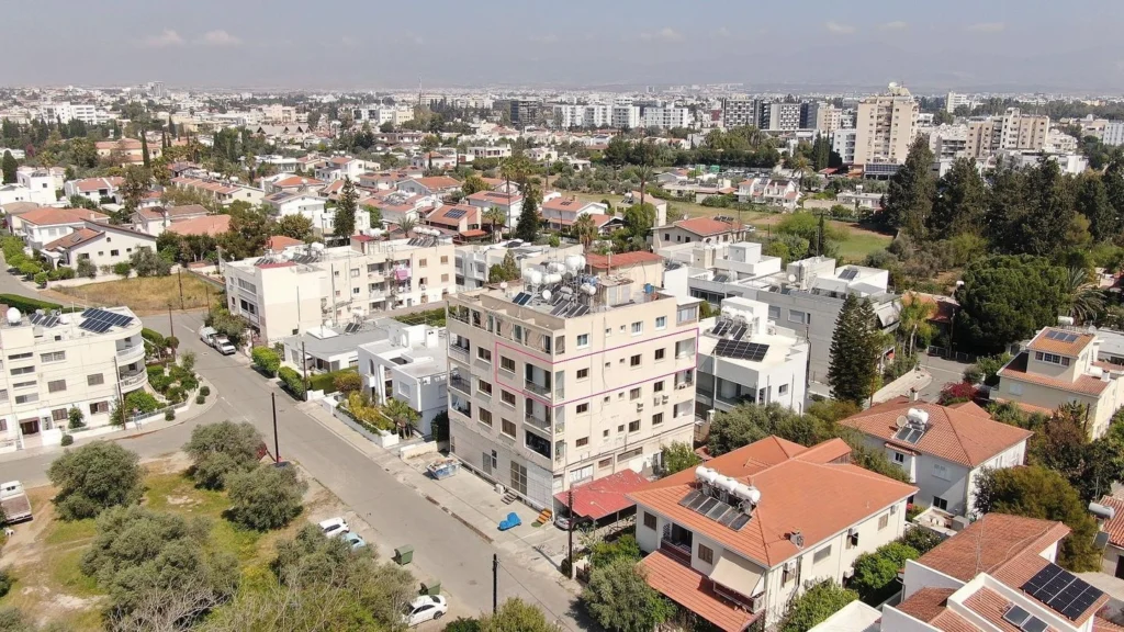 3 Bedroom Apartment for Sale in Strovolos, Nicosia District