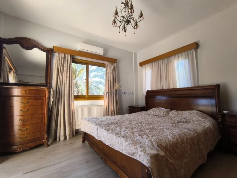 5 Bedroom House for Sale in Dhekelia, Larnaca District