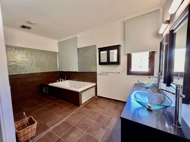 5 Bedroom House for Rent in Dhekelia, Larnaca District