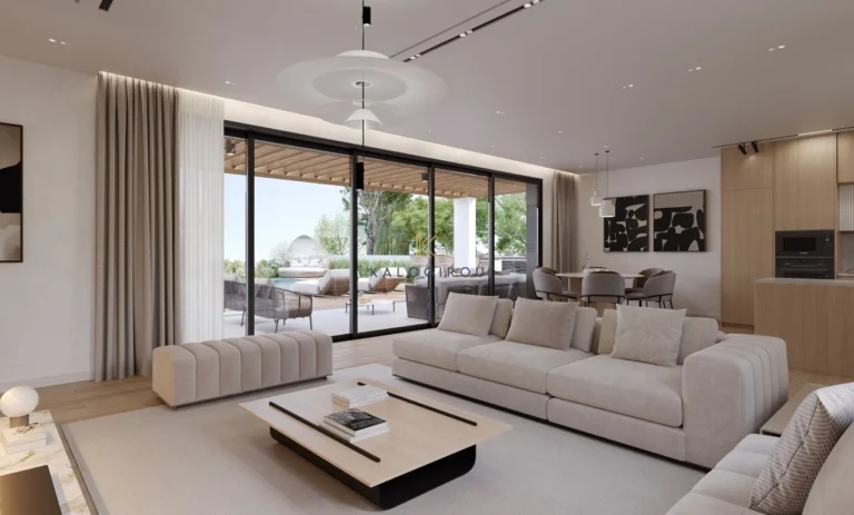 4 Bedroom House for Sale in Pervolia Larnacas