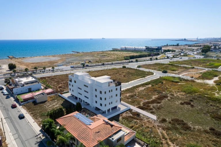 937m² Building for Sale in Livadia Larnakas, Larnaca District