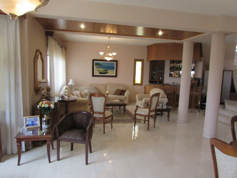 5 Bedroom House for Sale in Paniotis, Limassol District