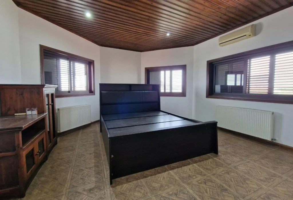 6+ Bedroom House for Sale in Lakatameia – Agios Nikolaos, Nicosia District