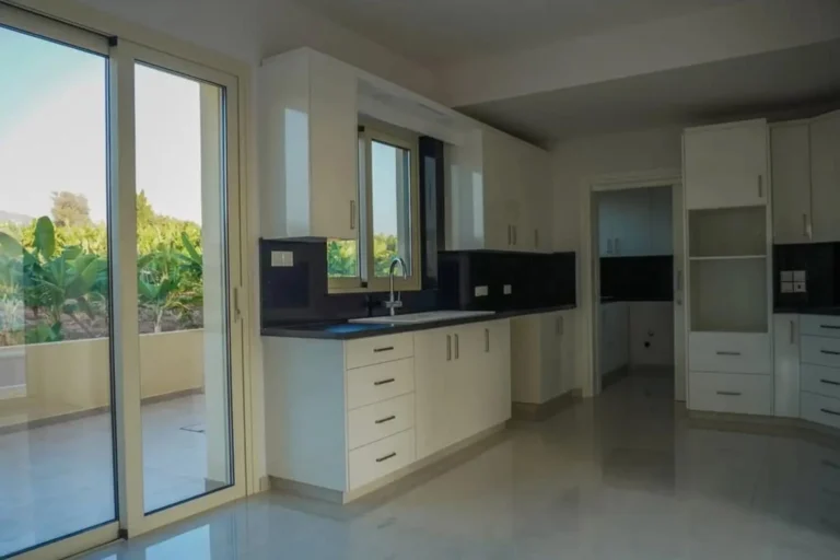 Cheap Houses and Villas for Sale Paphos up to 600000 euro