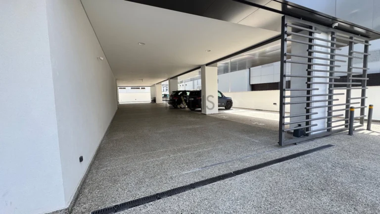 290m² Office for Rent in Limassol – Agia Zoni