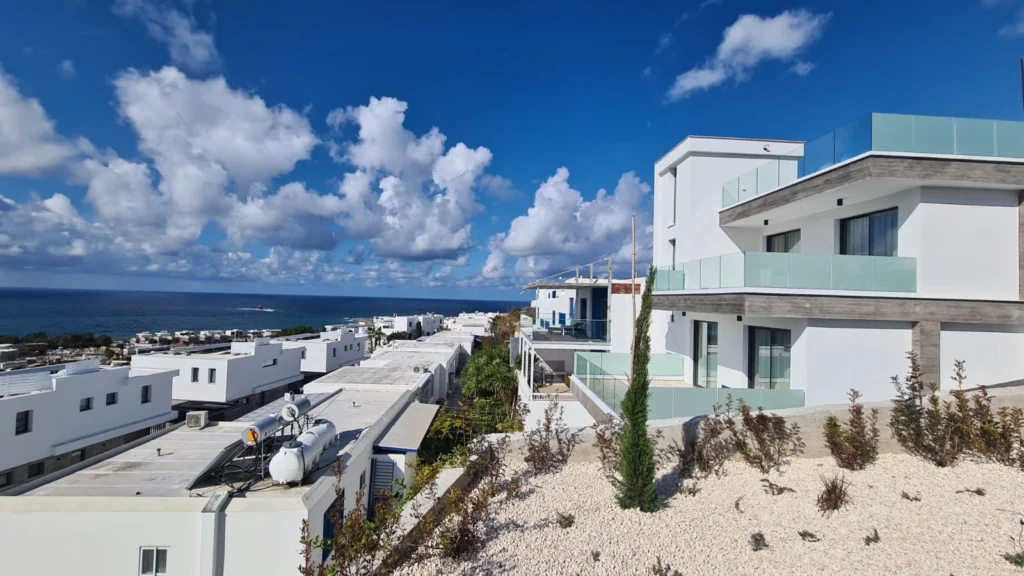 3 Bedroom House for Sale in Chlorakas, Paphos District