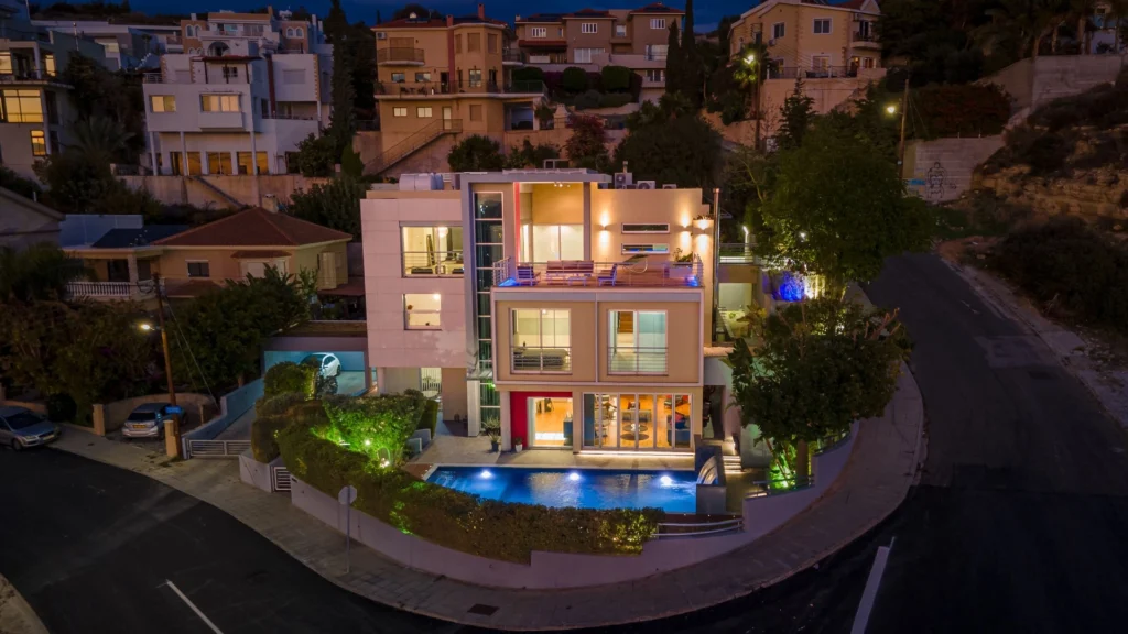 6+ Bedroom House for Sale in Limassol – Agia Fyla