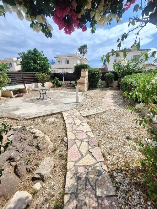 Cheap Houses and Villas for Sale Larnaca up to 400000 euro
