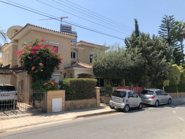 4 Bedroom House for Sale in Germasogeia – Tourist Area, Limassol District
