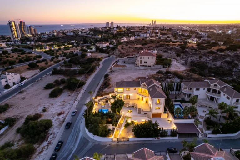 6+ Bedroom House for Sale in Mouttagiaka, Limassol District
