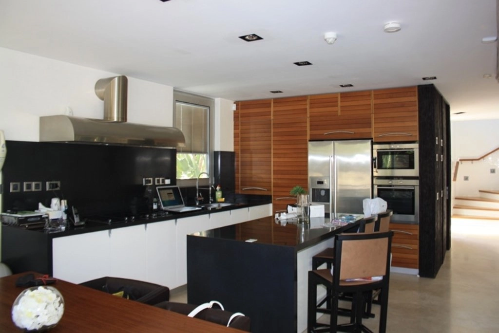 3 Bedroom House for Sale in Parekklisia Tourist Area, Limassol District
