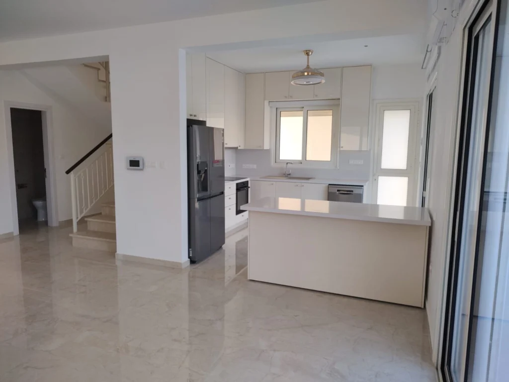 5 Bedroom House for Sale in Palodeia, Limassol District