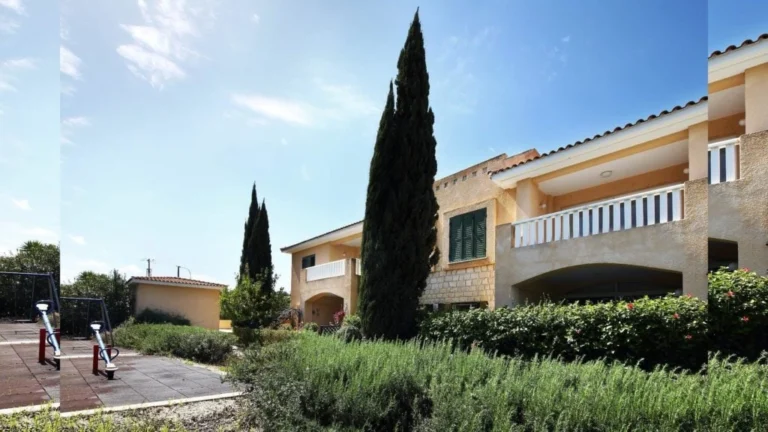 2 Bedroom Apartment for Sale in Paphos District