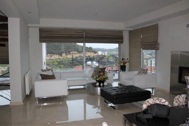 5 Bedroom House for Sale in Palodeia, Limassol District
