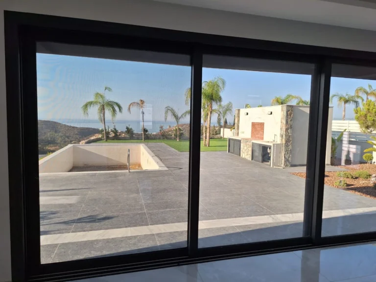 4 Bedroom House for Sale in Parekklisia, Limassol District
