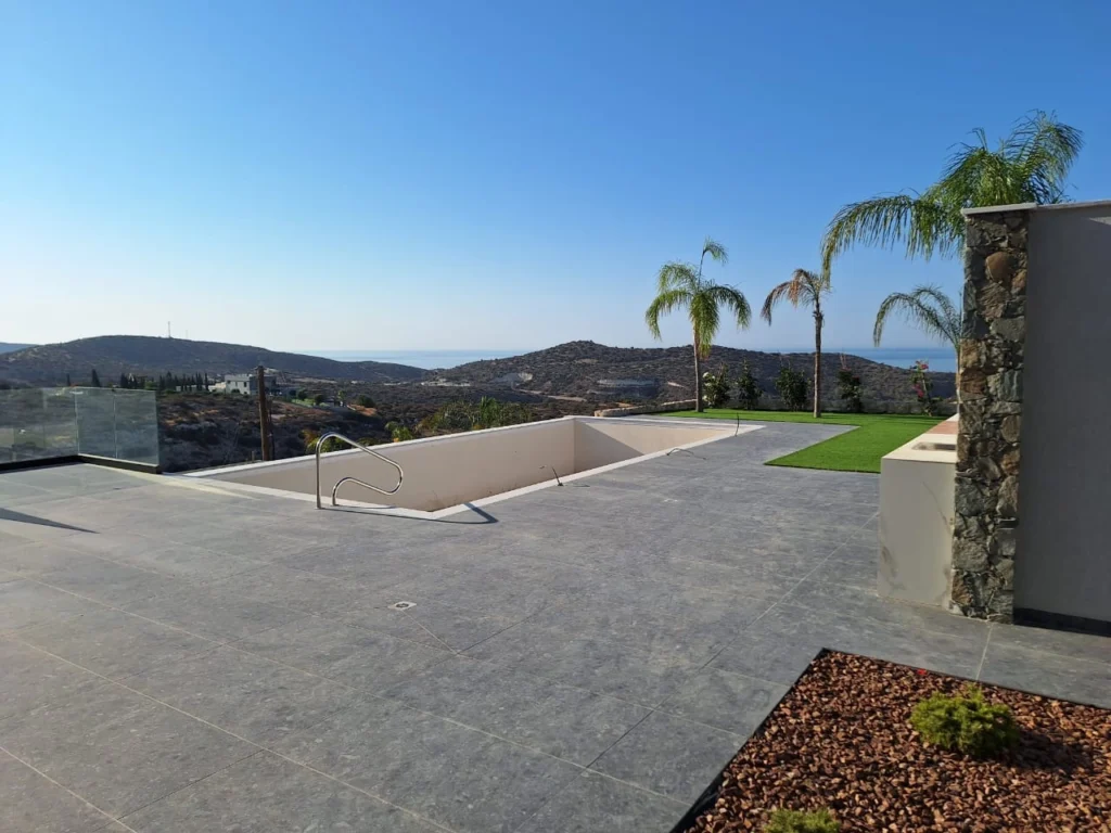 4 Bedroom House for Sale in Parekklisia, Limassol District
