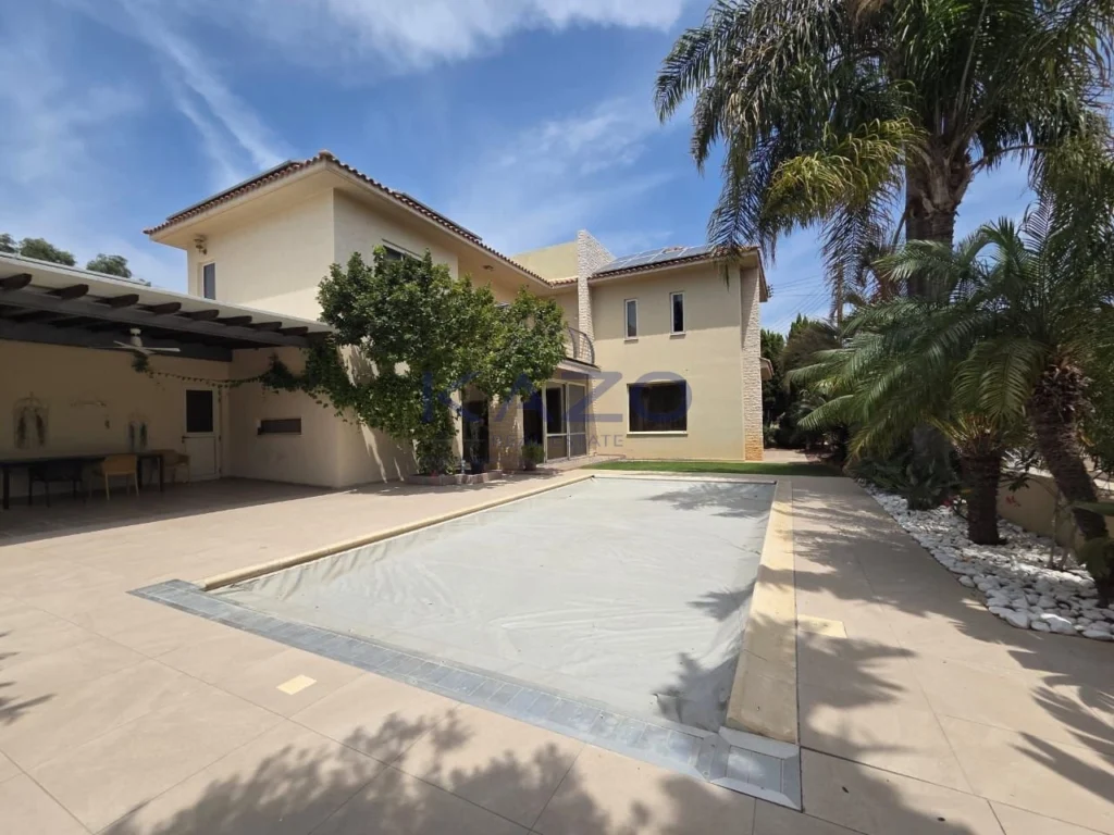 4 Bedroom House for Sale in Limassol – Agios Athanasios