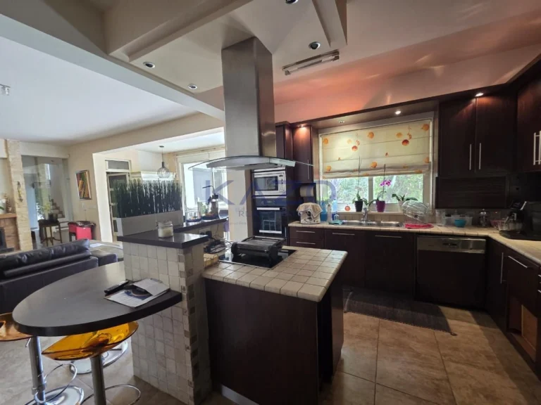 4 Bedroom House for Sale in Limassol – Agios Athanasios