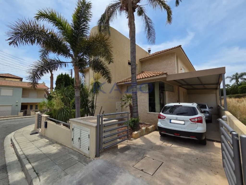 4 Bedroom House for Sale in Limassol – Agios Athanasios