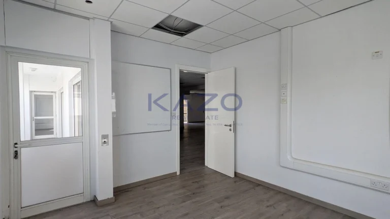 358m² Office for Sale in Agioi Omologites, Nicosia District