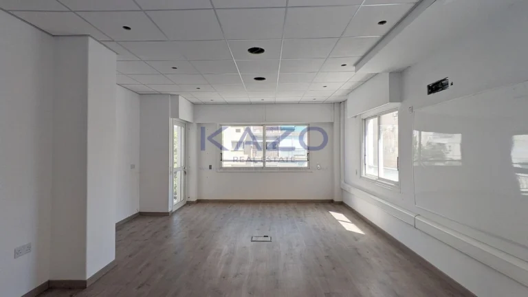 358m² Office for Sale in Agioi Omologites, Nicosia District