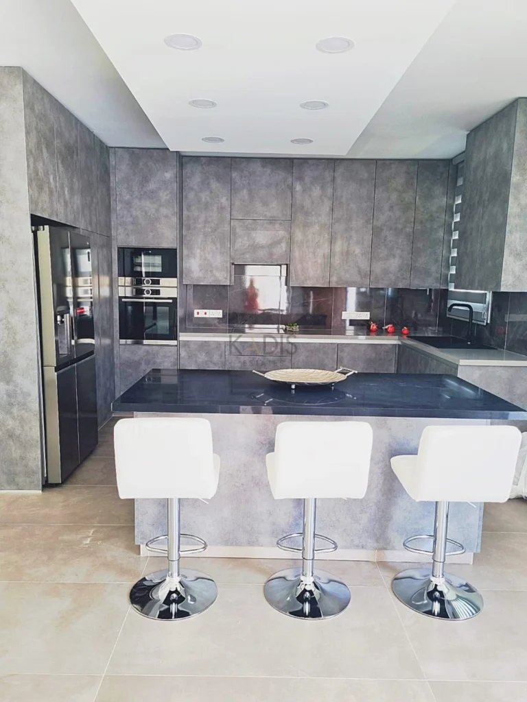 Cheap Houses and Villas for Sale Larnaca up to 700000 euro