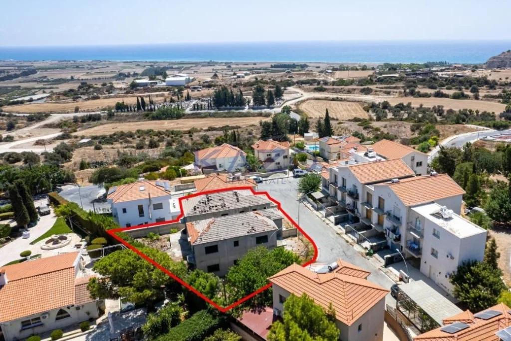 667m² House for Sale in Episkopi, Limassol District