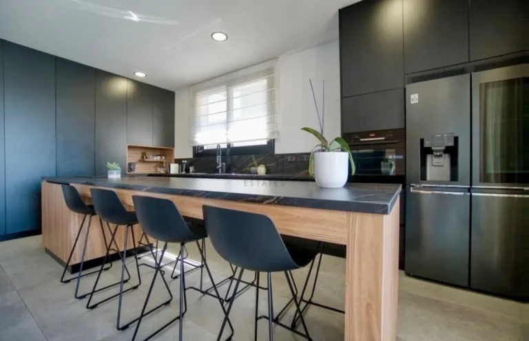 5 Bedroom House for Sale in Limassol District