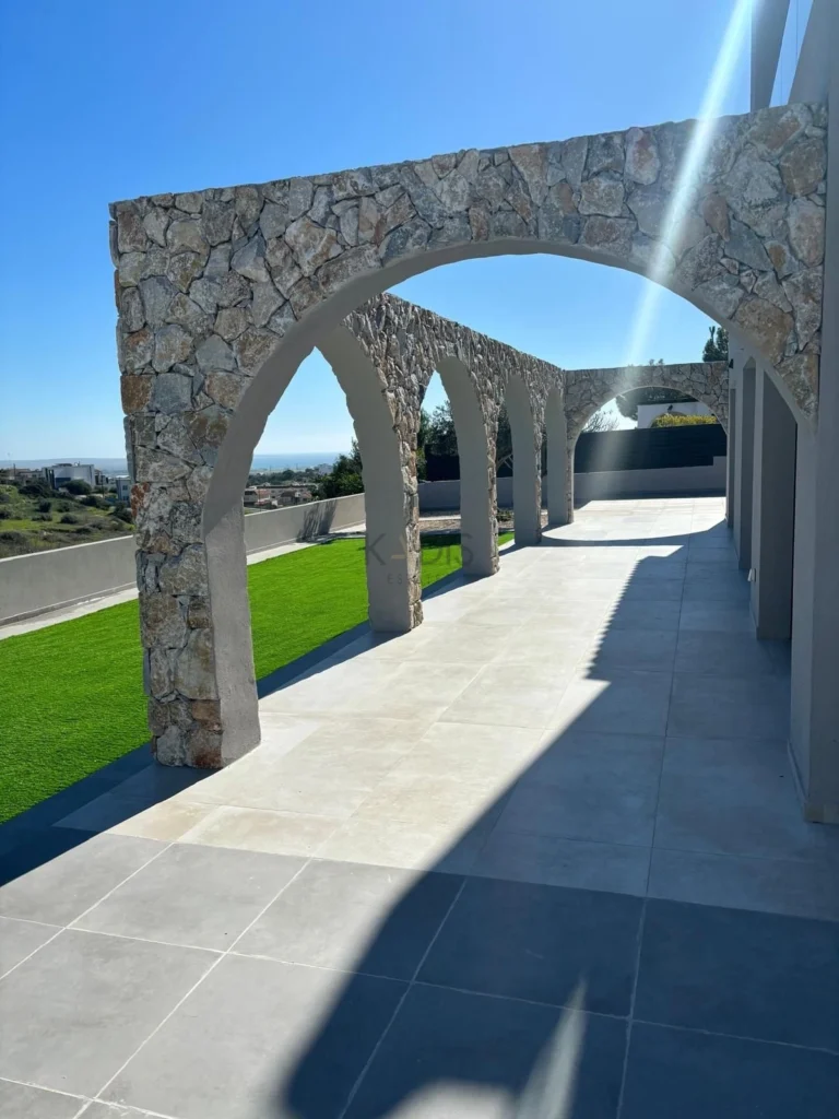 3 Bedroom House for Sale in Episkopi, Limassol District