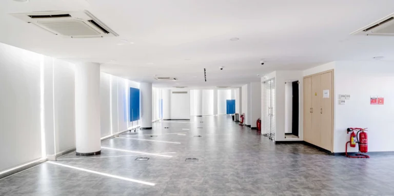 2922m² Office for Rent in Limassol District