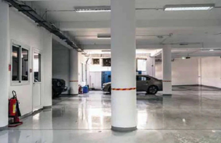 2922m² Office for Rent in Limassol District