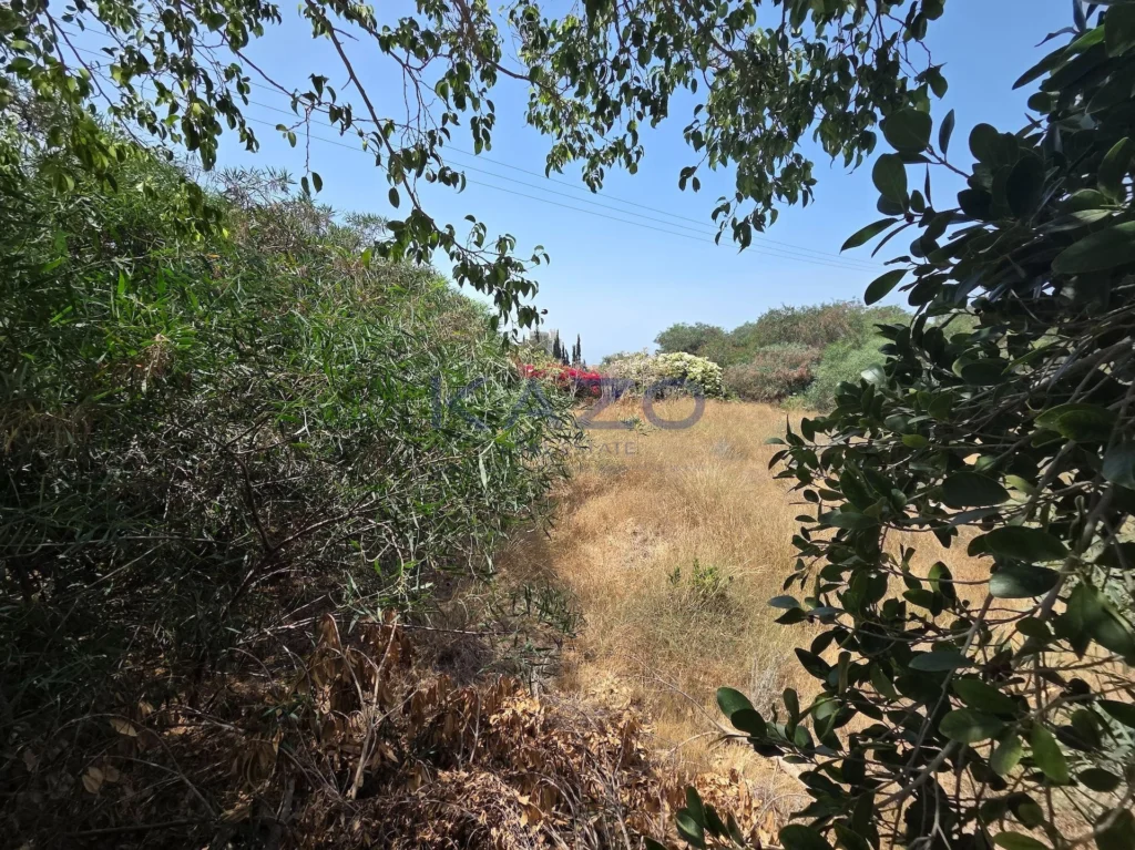 2,919m² Plot for Sale in Agios Tychonas, Limassol District