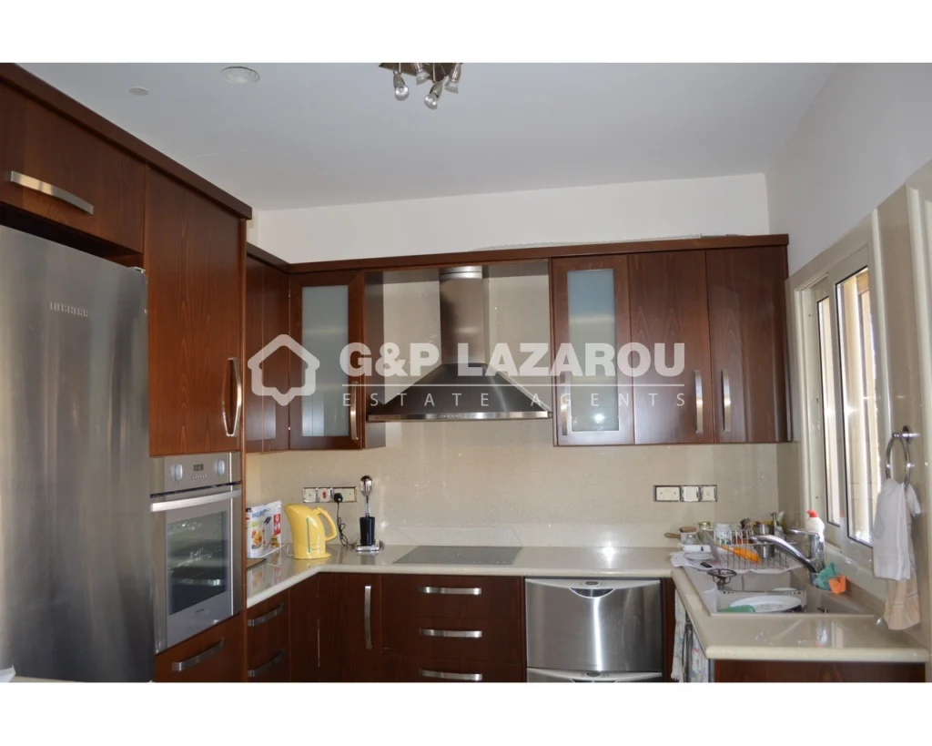 5 Bedroom House for Sale in Limassol – Agios Athanasios