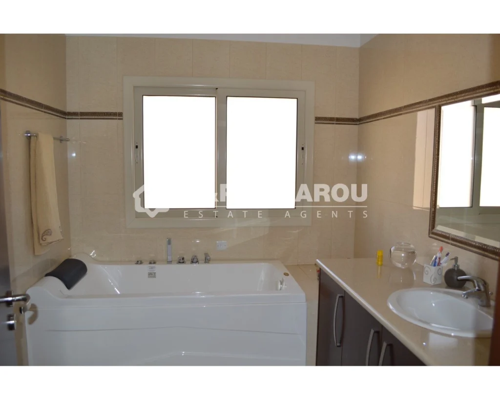 5 Bedroom House for Sale in Limassol – Agios Athanasios
