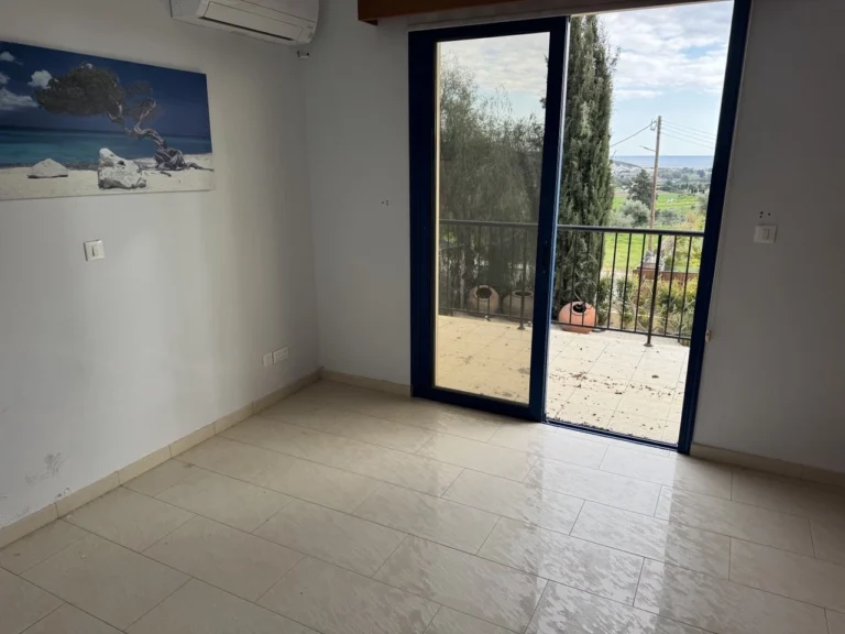 4 Bedroom House for Sale in Moni, Limassol District