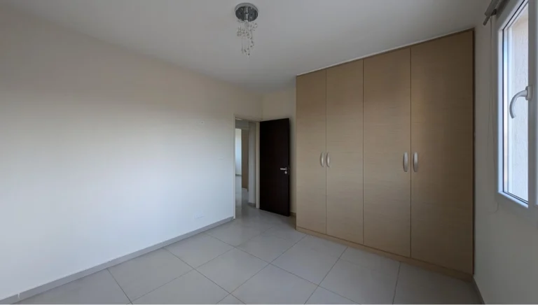 3 Bedroom Apartment for Sale in Kato Polemidia, Limassol District