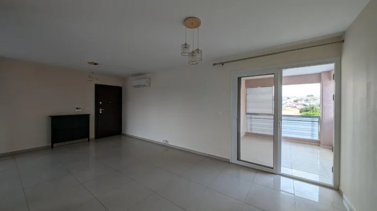 3 Bedroom Apartment for Sale in Kato Polemidia, Limassol District