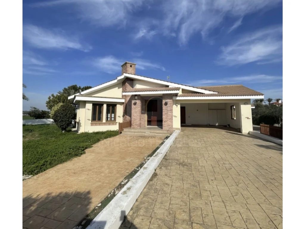 4 Bedroom House for Sale in Geri, Nicosia District